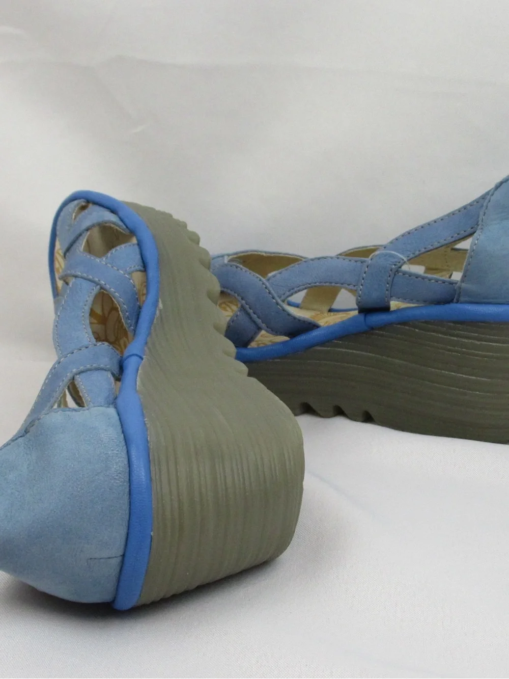NWOB Fly London Yadi Blue Leather Peep-Toe Slip-On 2.5 Wedge Sandals EU37 US7
